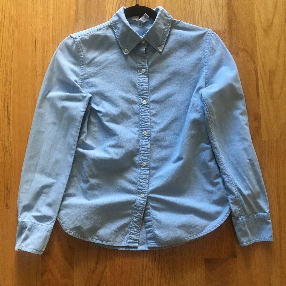 Gap Light Blue Button Down XS 100% cotton